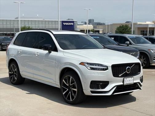 2023 Volvo XC90 Recharge Plug-In Hybrid T8 Plus Dark Theme 7 Passenger