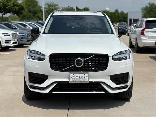 2023 Volvo XC90 Recharge Plug-In Hybrid T8 Plus Dark Theme 7 Passenger