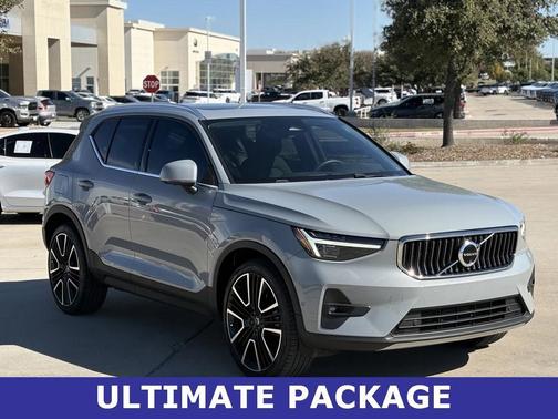 2024 Volvo XC40 Ultimate
