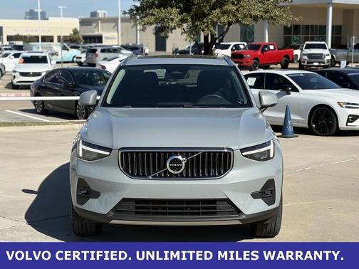 2024 Volvo XC40 Ultimate