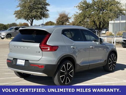2024 Volvo XC40 Ultimate