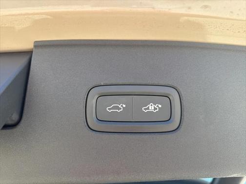 2025 Volvo EX90 Twin Motor Ultra