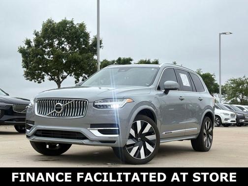 Vapour Gray Metallic 2024 Volvo XC90 Recharge Plug-In Hybrid T8 Plus Bright Theme 7 Passenger