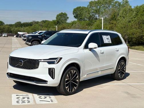 Crystal White 2026 Volvo XC90 B6 Plus 7-Seater