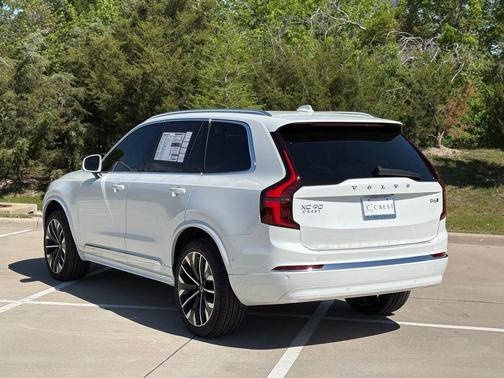 Crystal White 2026 Volvo XC90 B6 Plus 7-Seater