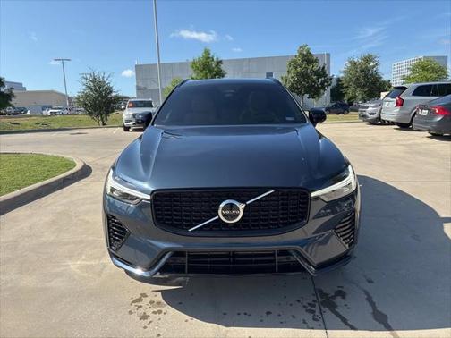 2025 Volvo XC60 Plug-In Hybrid T8 Ultra