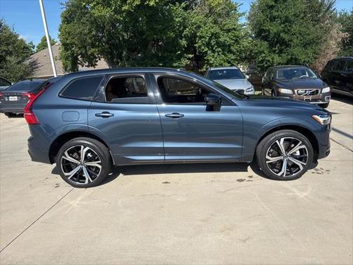 2025 Volvo XC60 Plug-In Hybrid T8 Ultra