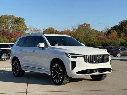 2026 Volvo XC90 B6 Plus 6-Seater