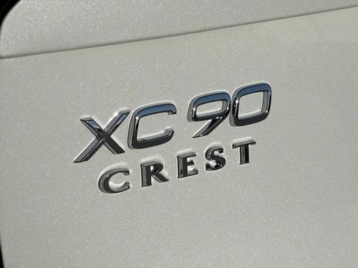 2026 Volvo XC90 B6 Plus 6-Seater