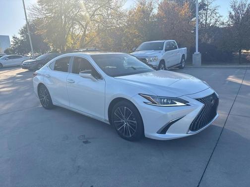 2023 Lexus ES 350 Luxury