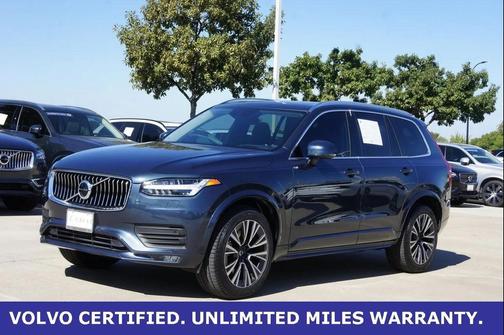 2022 Volvo XC90 T5 Momentum