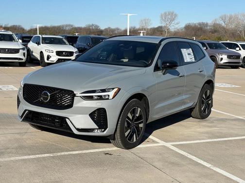 2026 Volvo XC60 B5 Core