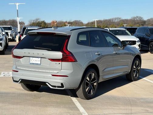 2026 Volvo XC60 B5 Core