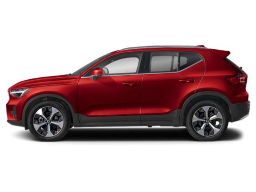2025 Volvo XC40 B5 Ultra Bright Theme