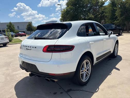 2018 Porsche Macan S