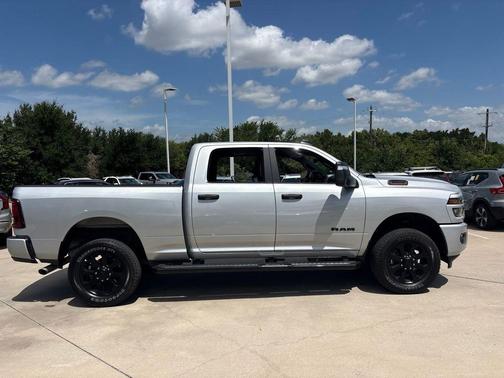 Silver Zynith 2026 RAM 2500 Big Horn