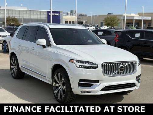 2024 Volvo XC90 Plus AWD