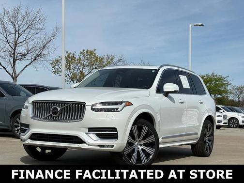 2024 Volvo XC90 Plus AWD