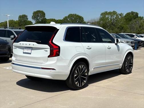 2025 Volvo XC90 Plug-In Hybrid T8 (2025.5) Plus 7-Seater