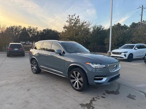 2023 Volvo XC90 Recharge Plug-In Hybrid T8 Plus Bright Theme 7 Passenger