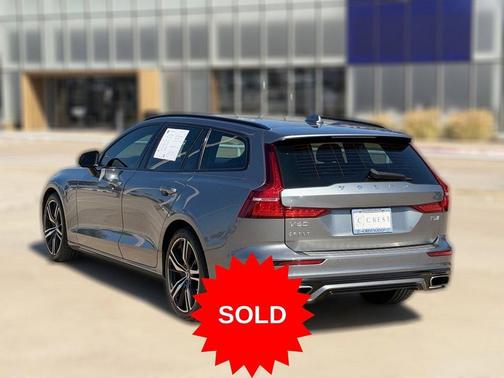 Osmium Gray Metallic 2020 Volvo V60 T5 R-Design