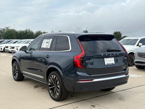 2026 Volvo XC90 T8 Plus 7-Seater