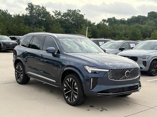 2026 Volvo XC90 Plug-In Hybrid T8 Plus 7-Seater