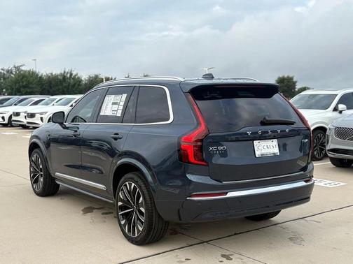 Denim Blue 2026 Volvo XC90 Plug-In Hybrid T8 Plus 7-Seater