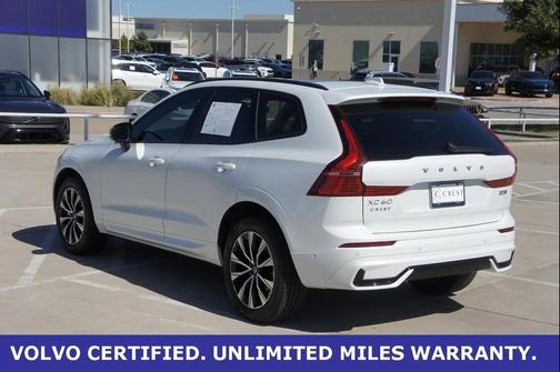 2025 Volvo XC60 B5 Plus