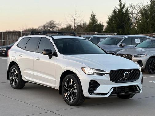 2026 Volvo XC60 B5 Core