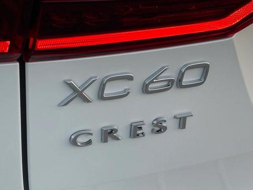 2026 Volvo XC60 B5 Core