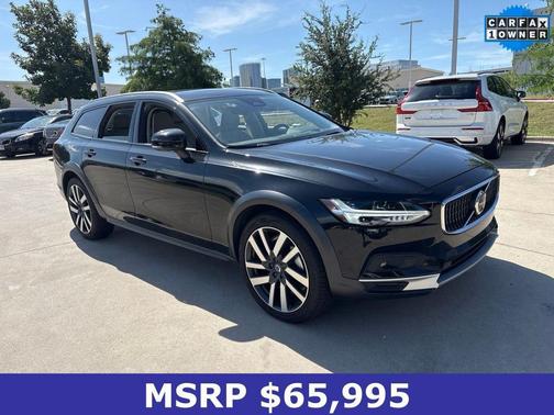 Onyx Black Metallic 2025 Volvo V90 Cross Country B6 Ultra