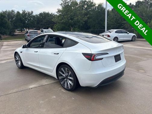 Pearl White Multi-Coat 2024 Tesla Model 3 Long Range