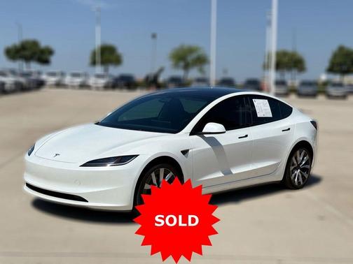 Pearl White Multi-Coat 2024 Tesla Model 3 Long Range