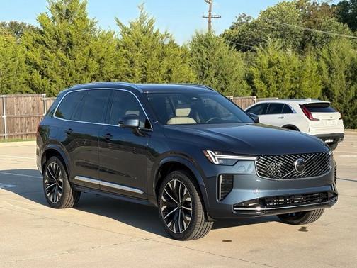 2026 Volvo XC90 B5 Core