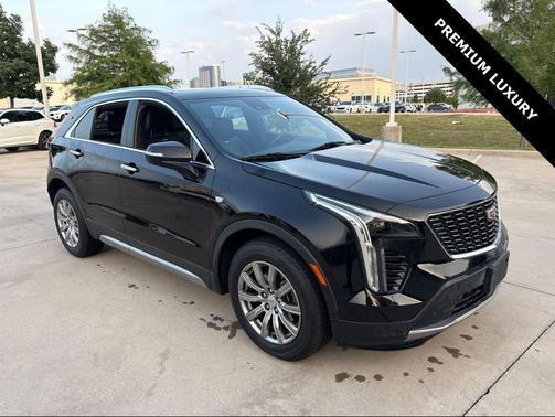 Stellar Black Metallic 2023 Cadillac XT4 Premium Luxury