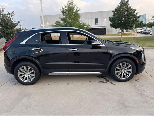 Stellar Black Metallic 2023 Cadillac XT4 Premium Luxury