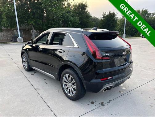 Stellar Black Metallic 2023 Cadillac XT4 Premium Luxury