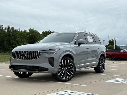 Vapour Grey 2026 Volvo XC90 Plug-In Hybrid T8 Ultra 7-Seater