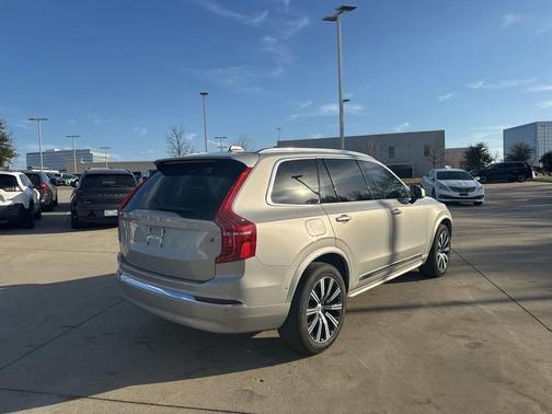 2023 Volvo XC90 B6 Plus 7-Seater