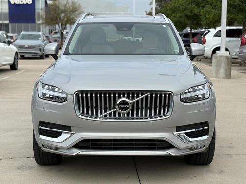 2023 Volvo XC90 B6 Plus 7-Seater