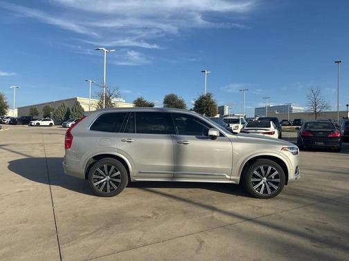 2023 Volvo XC90 B6 Plus 7-Seater