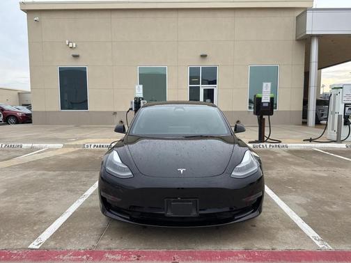 2023 Tesla Model 3 Standard Range