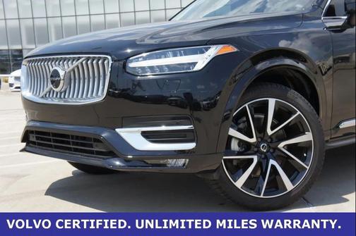 2024 Volvo XC90 B6 Plus Bright Theme