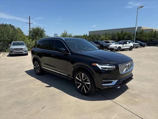 2024 Volvo XC90 B6 Plus Bright Theme