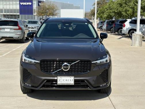 2025 Volvo XC60 B5 AWD