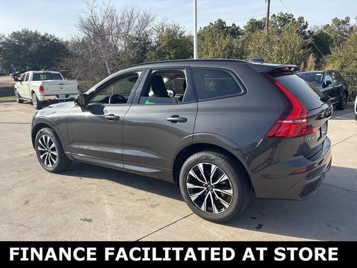 2025 Volvo XC60 B5 AWD