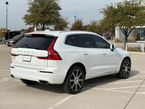 2021 Volvo XC60 T5 Inscription