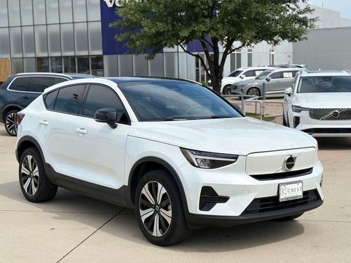 Crystal White Metallic 2023 Volvo C40 Recharge Pure Electric Twin AWD