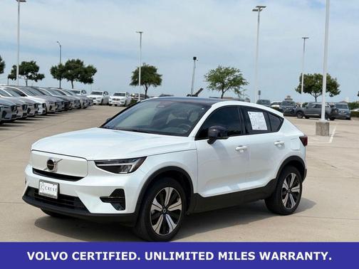 Crystal White Metallic 2023 Volvo C40 Recharge Pure Electric Twin AWD